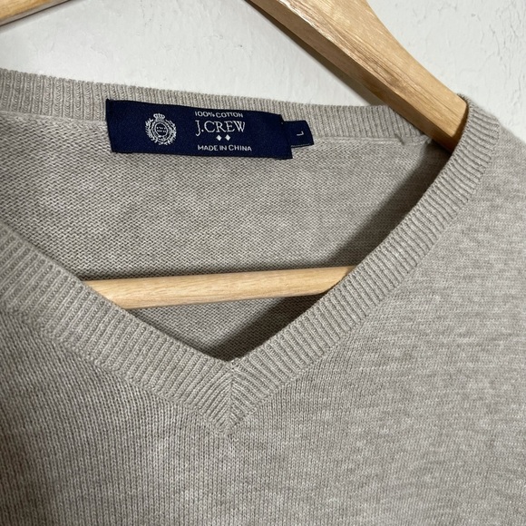 Men’s J. Crew V-Neck Cotton Sweater in Beige - Picture 3 of 5